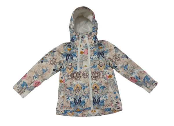 All seasons casual wear