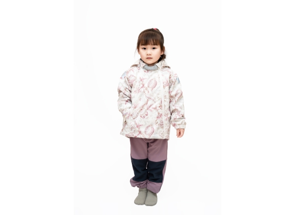 All seasons casual wear