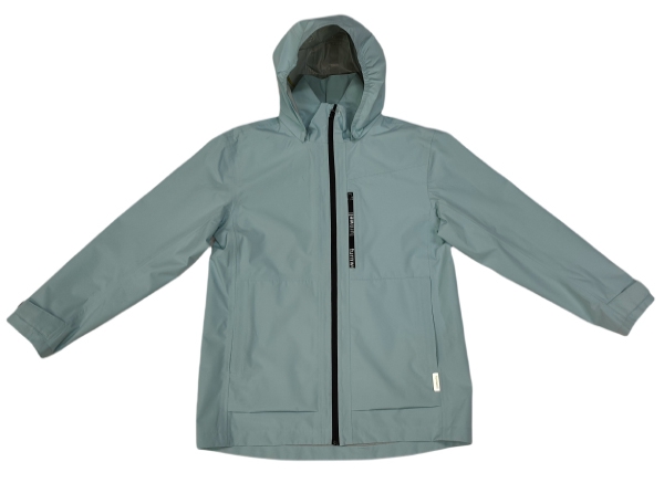 All seasons casual wear