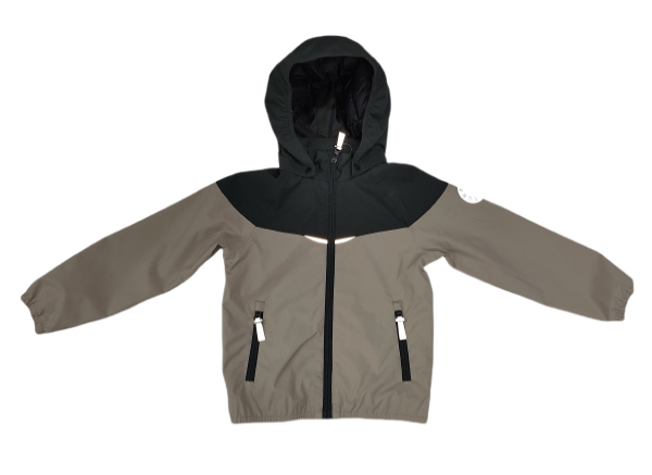 All seasons casual wear