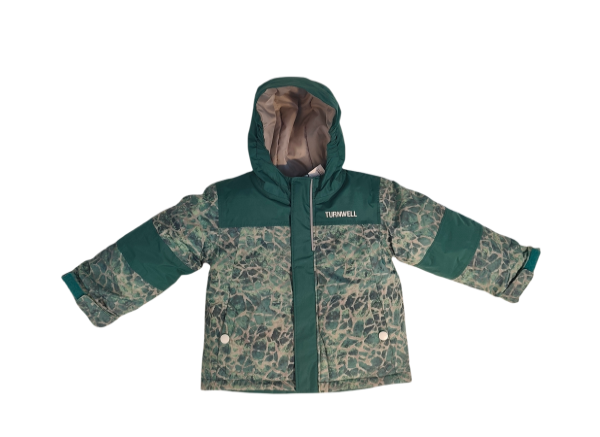 All seasons casual wear